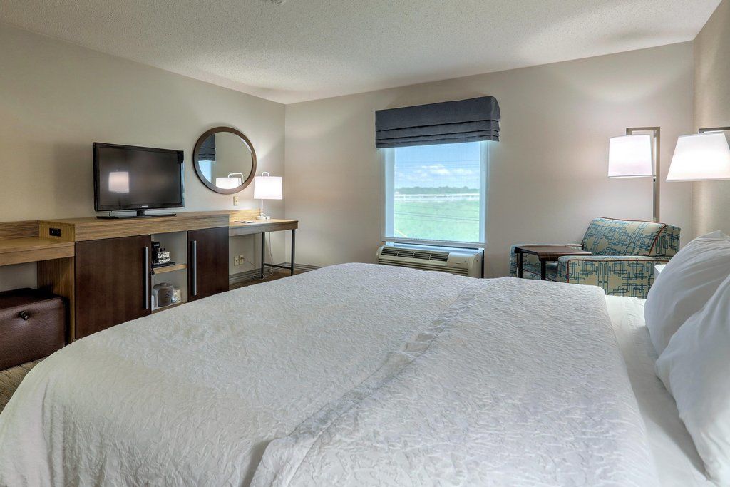 Hampton Inn Batavia Luaran gambar